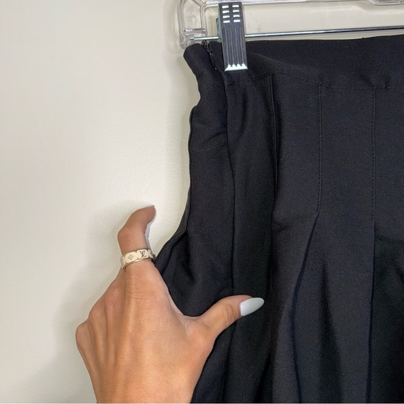 🖤Classic High Waisted Puffer Black Pleated Skirt - Picture 5 of 5